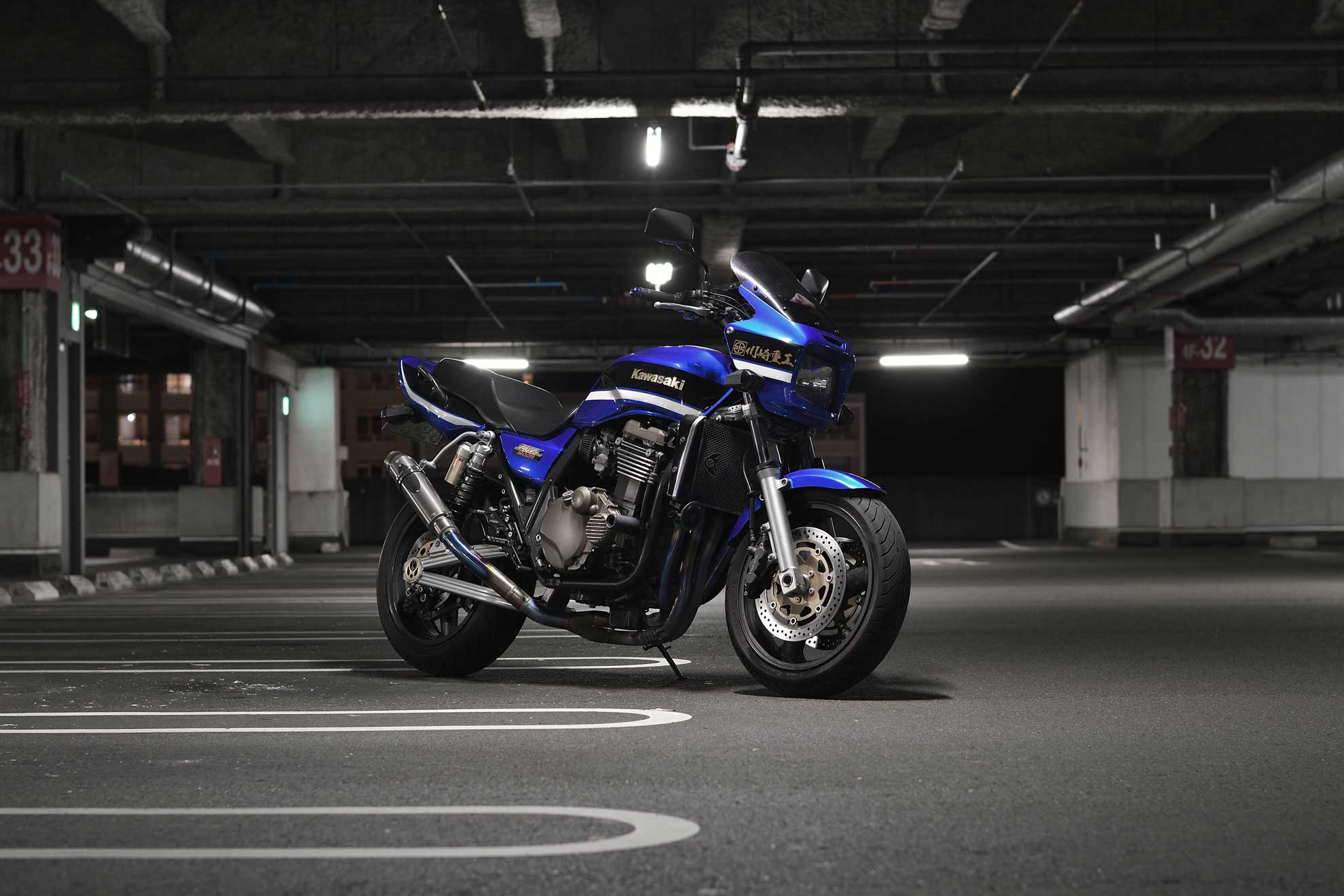 KAWASAKI / ZRX1200Rの写真3